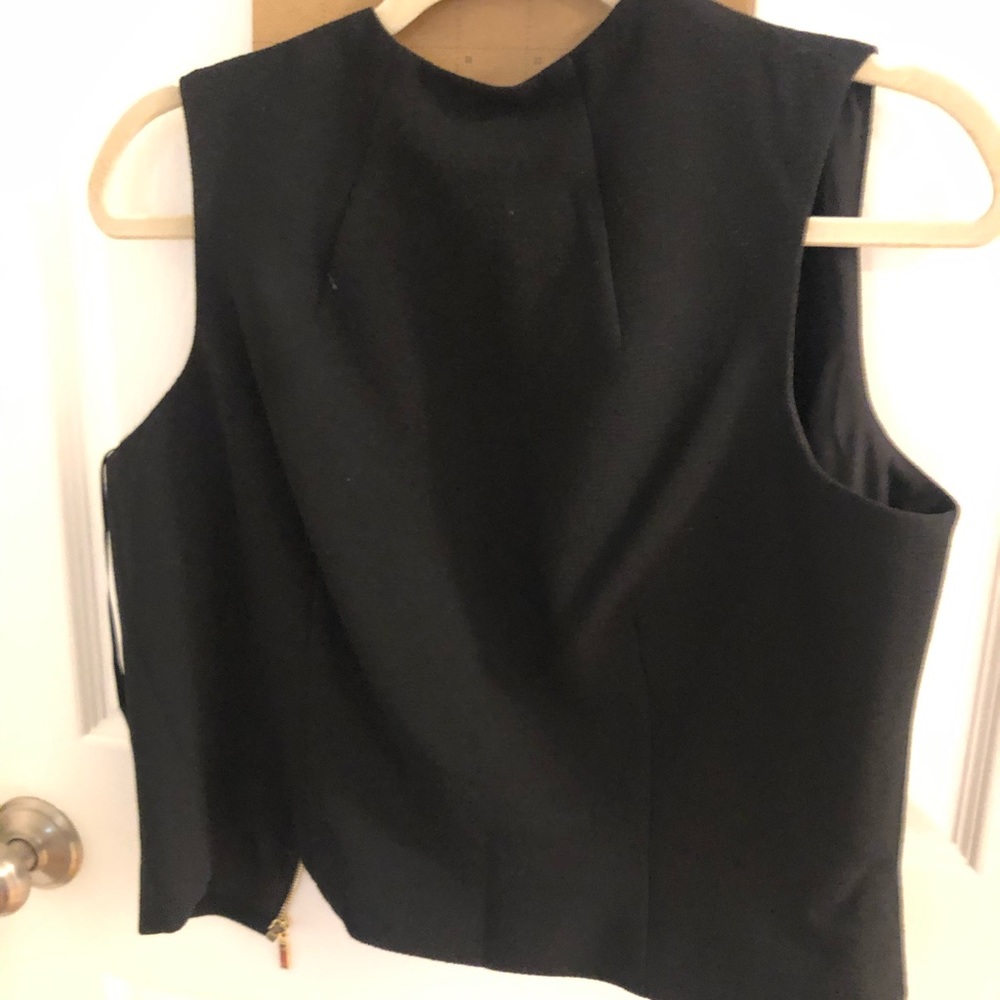 Eliza j neck back zipper crop top